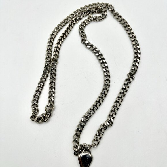 Chunky Curb Chain Necklace Layered Silver Tone Heart Pendant Y2K Streetwear - Picture 9 of 9